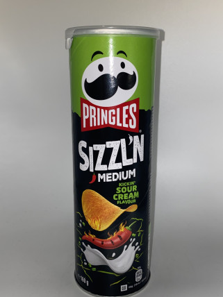 bilde av pringles sizzln medium kickin sour cream 9*160g